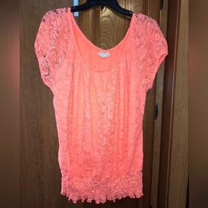 A Bobbie Brooks lacy peach capped sleeve top in a 2X. Sexy, feminine, summer.